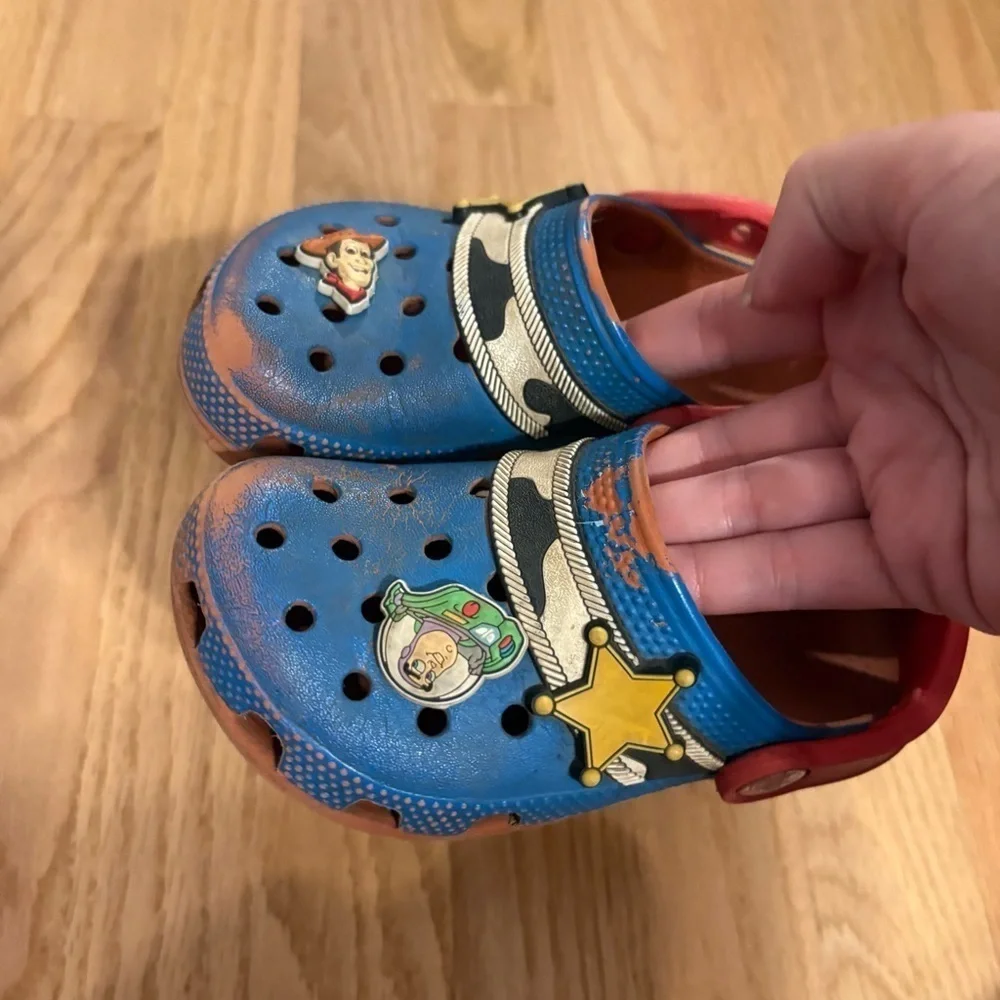 Disney Kids Blue and Red Clogs with Toy Story Design Sz 10 Buzz Lightyear Woody